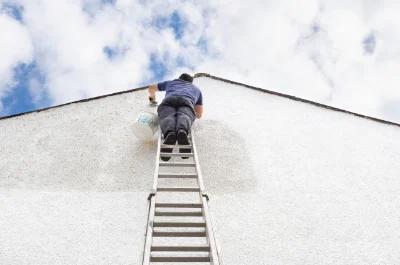 Peinture extérieure à Calenzana — façades et ravalement